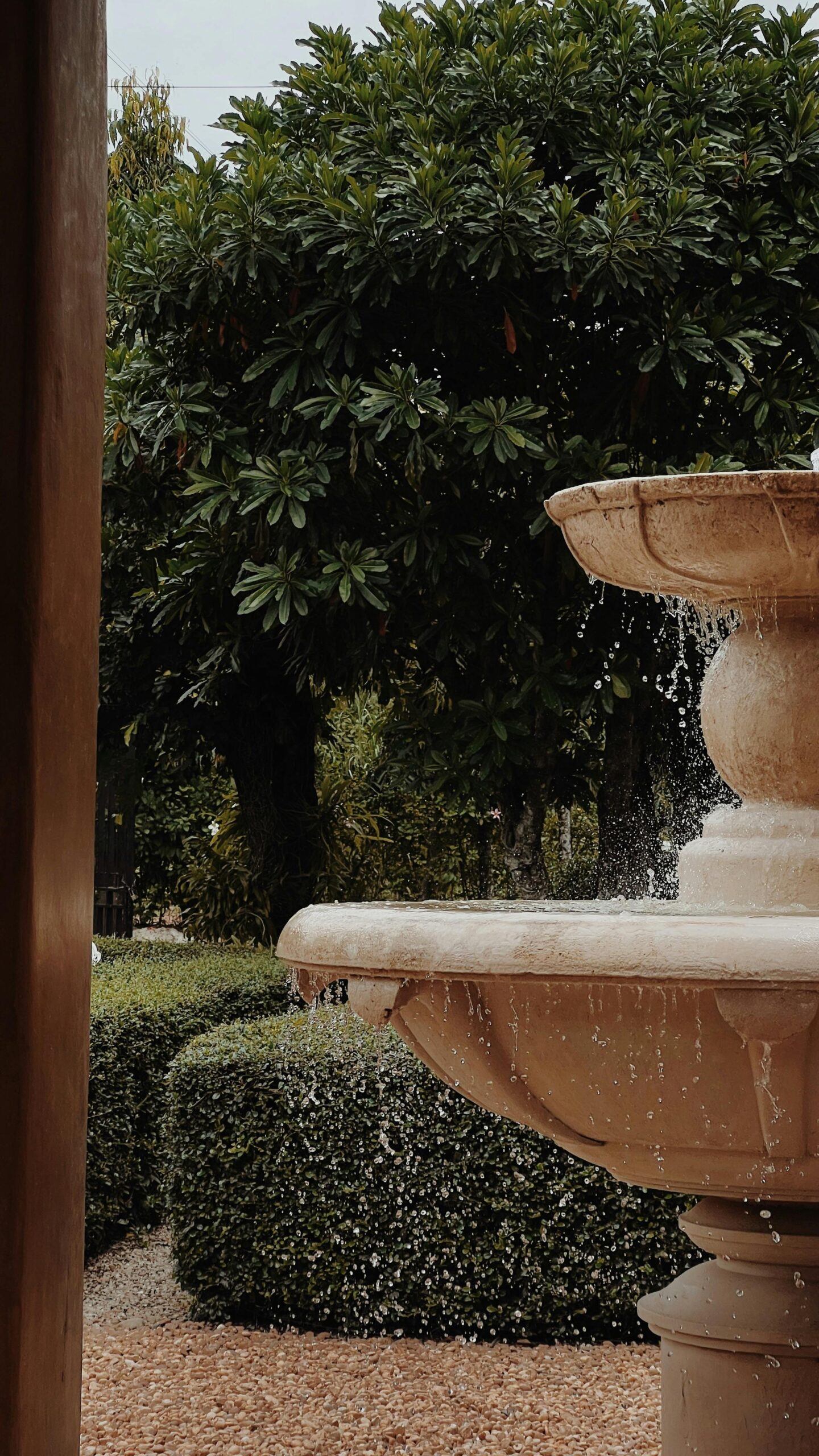 Wall-Mounted Waterfalls